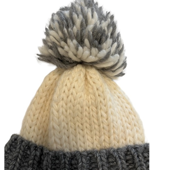 Helene Berman London Knitted Hat with Gorgeous, Large Pom-Pom. - Picture 3 of 8